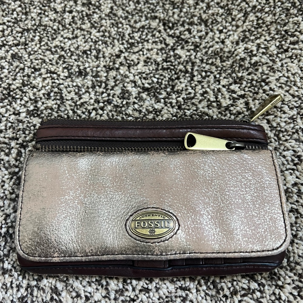 Cute fossil wallet